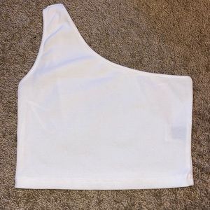 White half shoulder crop top !!